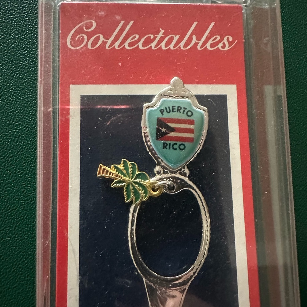 Puerto Rico Collectable Spoon with Keychain - Picture 3 of 5